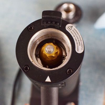 Private Form 40mm Kegel-Burr-Kaffeebohnen-Schleifmaschine Elektrische Espresso-Schleifmaschine mit Druckluftstrahl